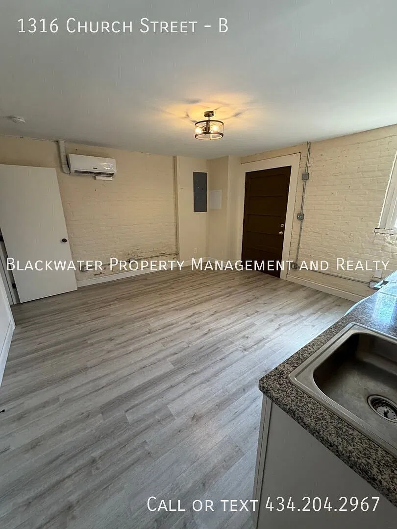 1316 Church St - B! — Photo 4