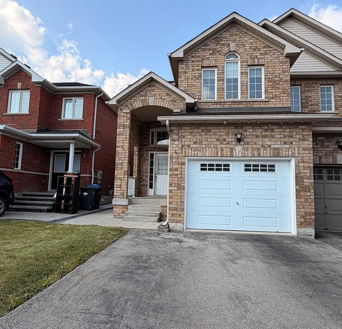 3 bed, $3,000 — Photo 1