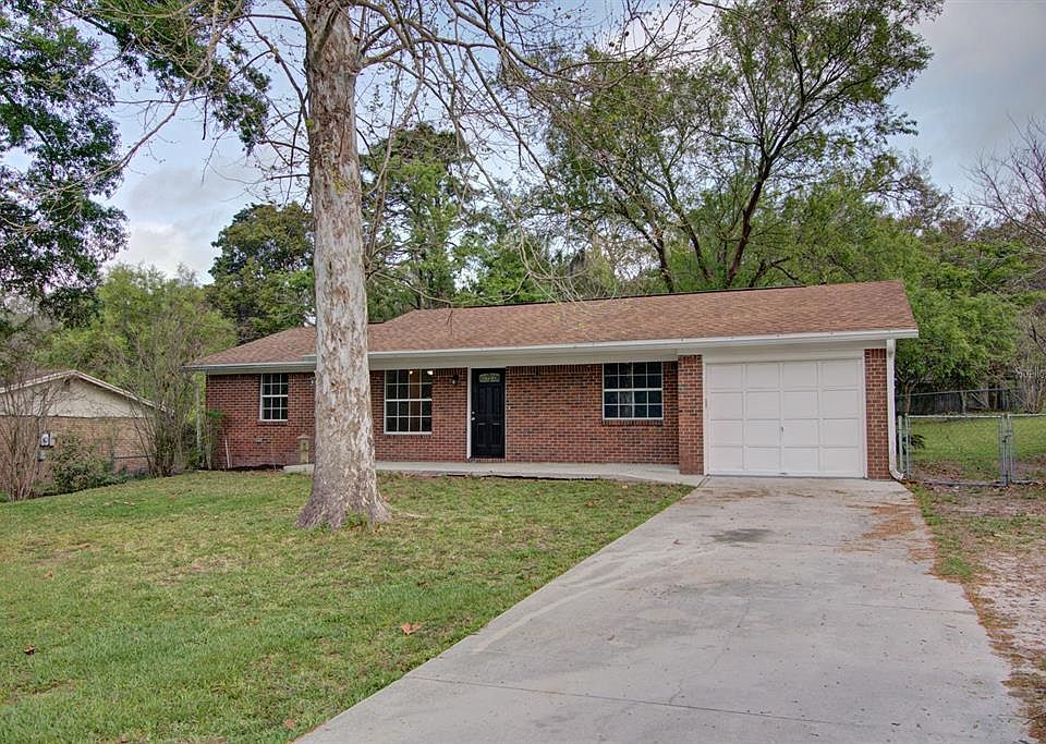 1st image of 179 W ELM DRIVE