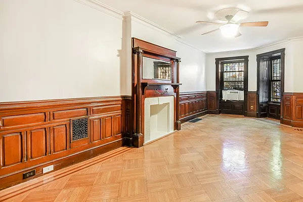 Rented by Compass | media 33