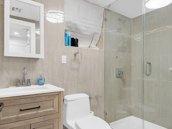 1980 East 8th Street image 20 of 31