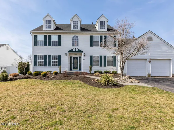 10 E Shenendoah Road, Howell, NJ 07731