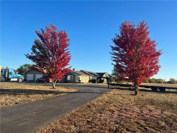 4570 County Road 2630, Coffeyville, KS 67337
