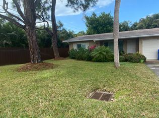 704 Hibiscus Dr, Venice, FL 34285