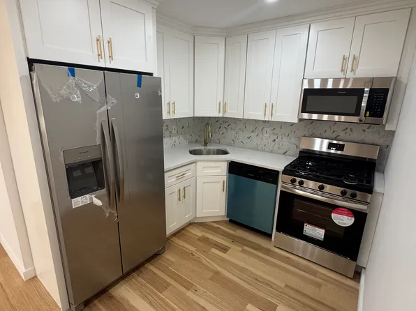 189-21 114th Rd, Jamaica, NY 11412