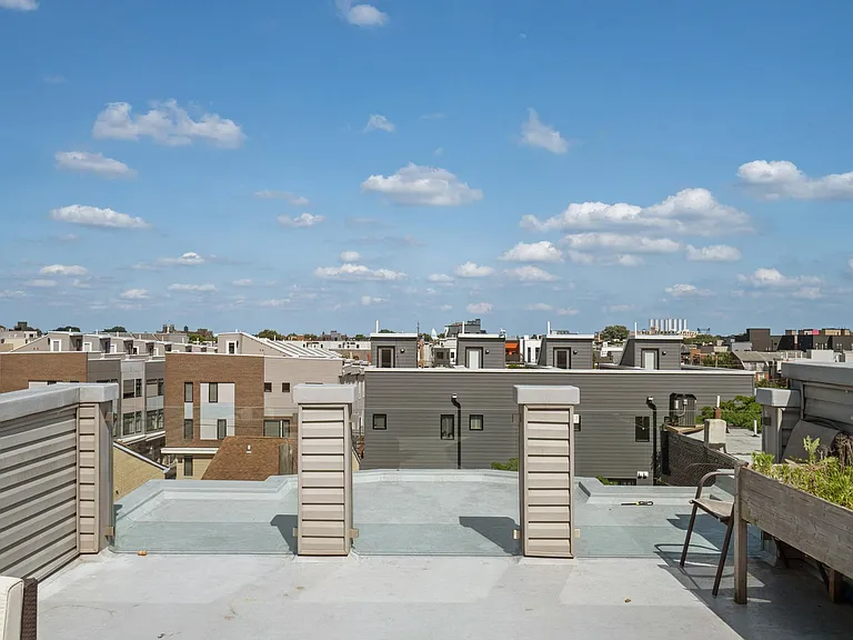 1318 N Palethorp St — Photo 22