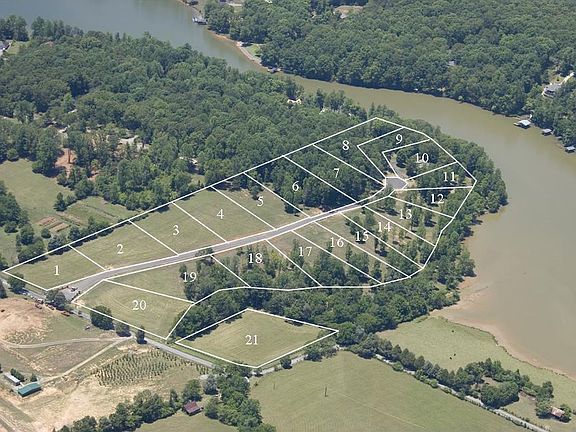 3rd image of Dogwood Cove Dr