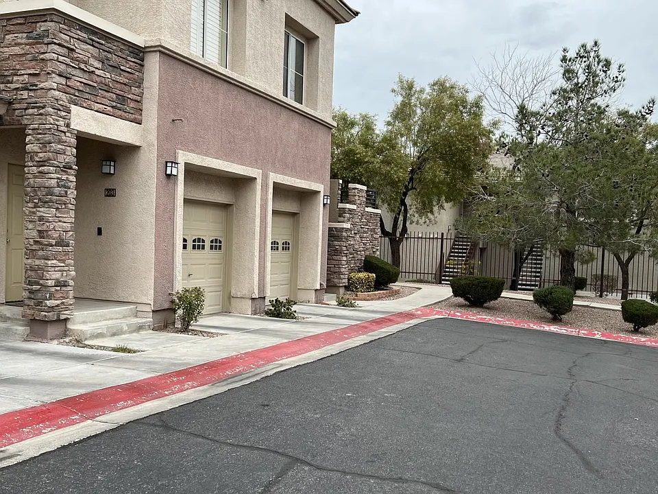 800 Peachy Canyon Cir #103