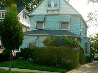 1443 Elmwood, lakewood, OH 44107