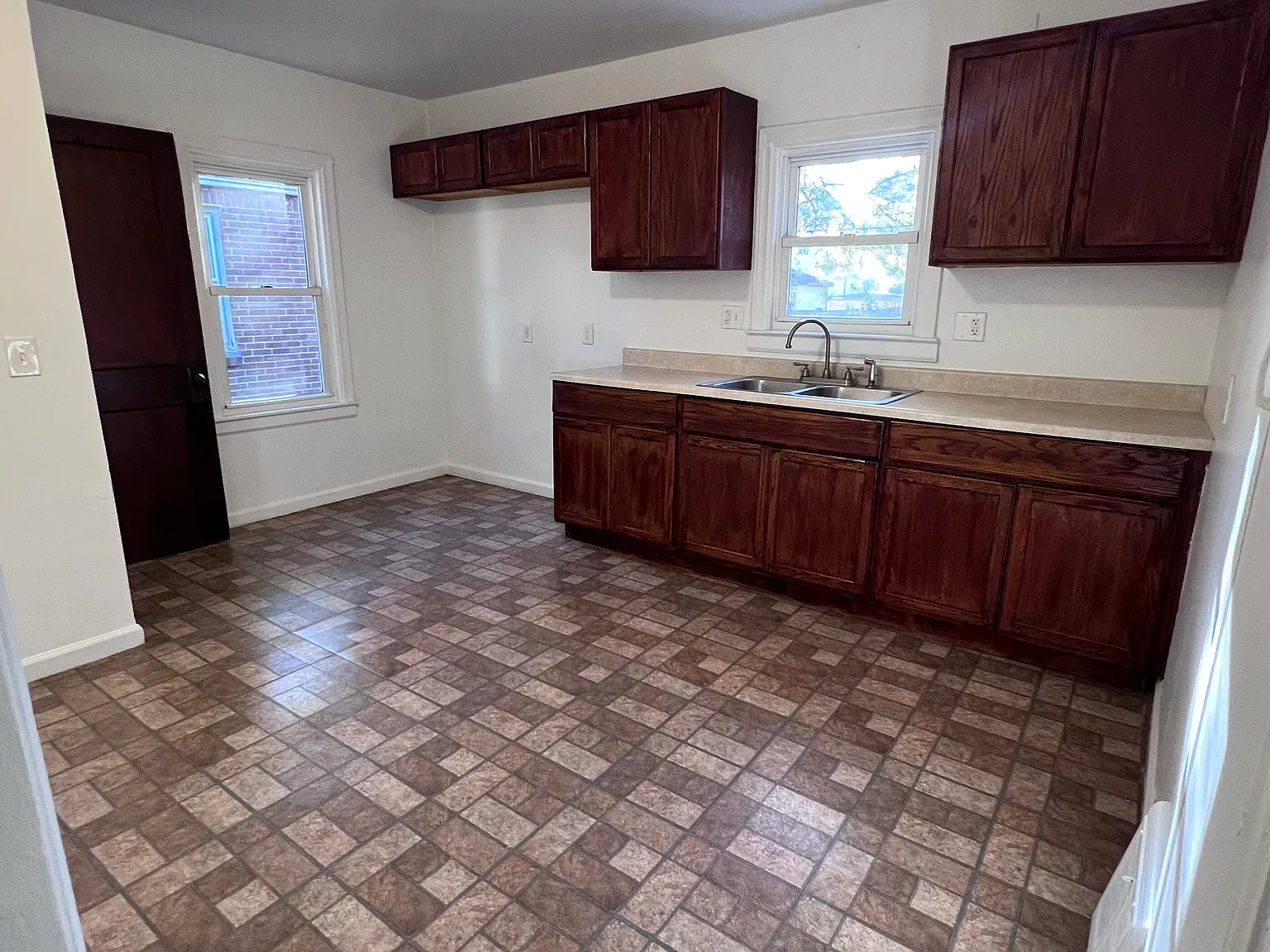 2 bed, 1.5 bath, 750 sqft, $1,450 — Photo 4