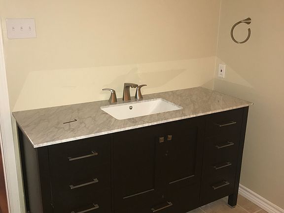 Master vanity