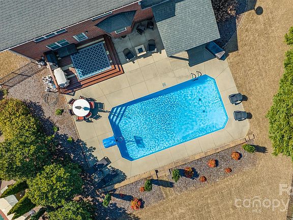 3rd image of 5608 Old Town Ln