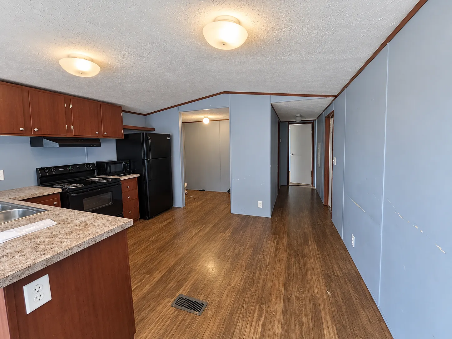 102 Bakersby Court — Photo 2