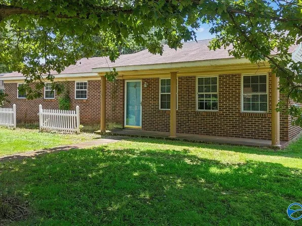 2101 8th St SE, Decatur, AL 35601