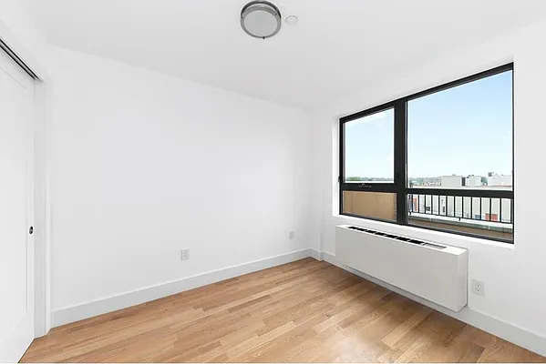 Rented by Compass | media 14