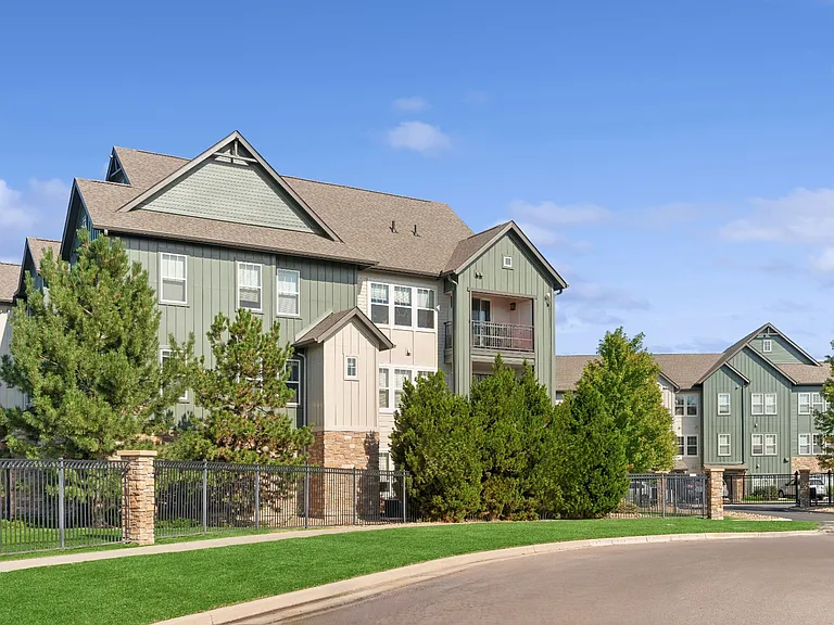 Berkshire Aspen Grove — Photo 33
