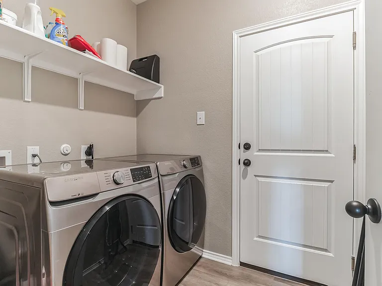 402 Thunder Valley Trl — Photo 16