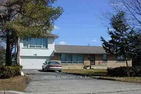 95 Fairglen Ave #MAIN FLOOR
