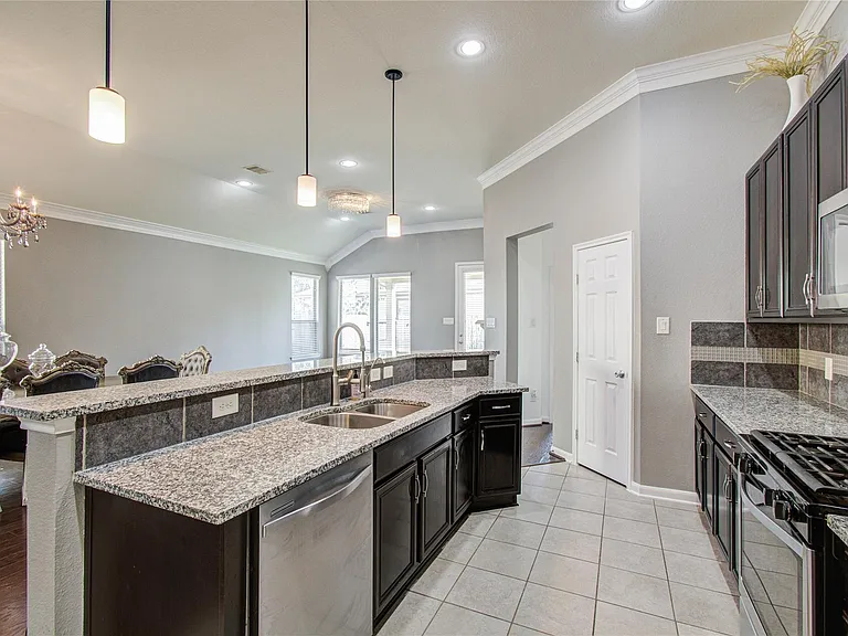18707 Naples Ridge Ct — Photo 22