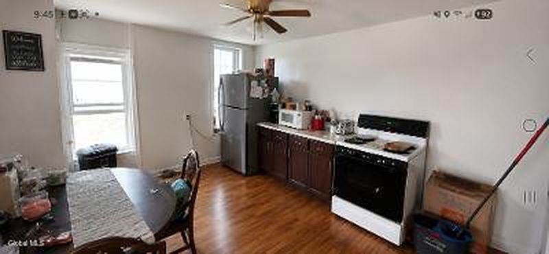 5th image of 10 Voorhees Street #10