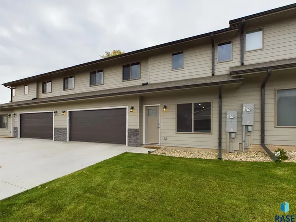 3525 E Siasconset Pl, Sioux Falls, SD 57108