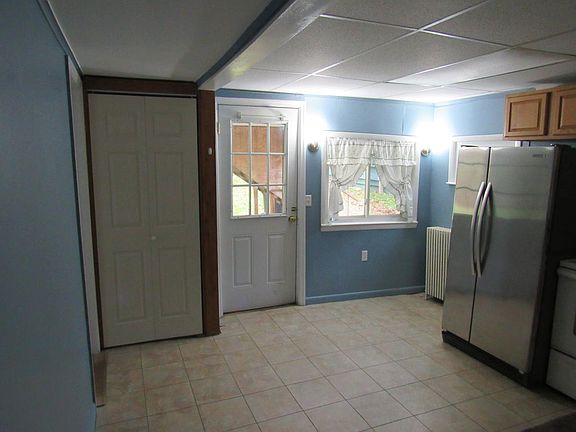 2nd image of 38 Derby St #1ST