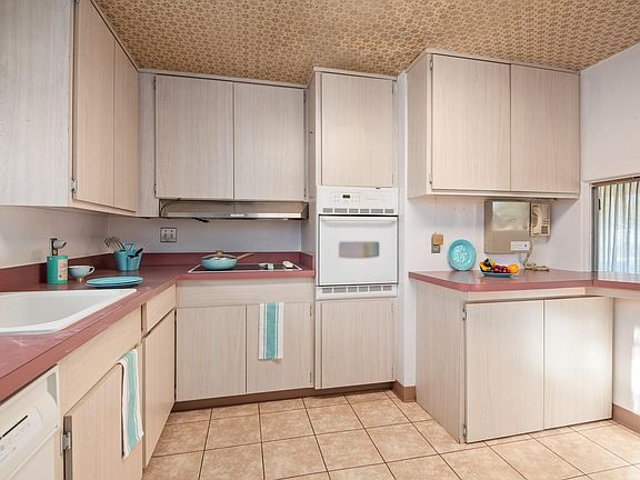 4th image of 6702 N Nanini Dr