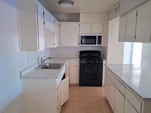 2nd image of 5001 W Wilson St #101