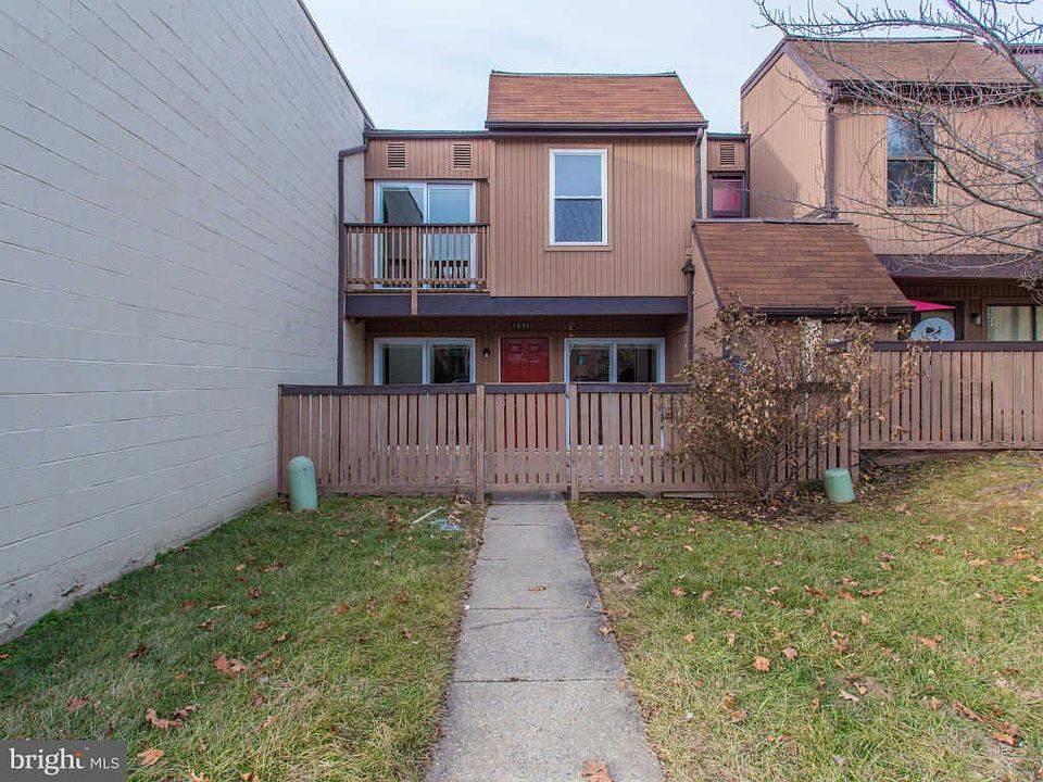 1st image of 3885 El Camino Pl