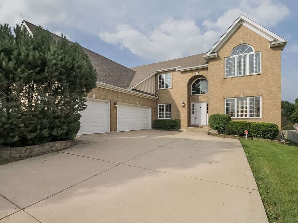 1st image of 24348 W Golden Sunset Dr