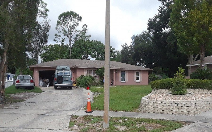 1st image of 6033 Wedgewood Cir