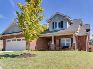 604 Airdale Ln, Simpsonville, SC 29680