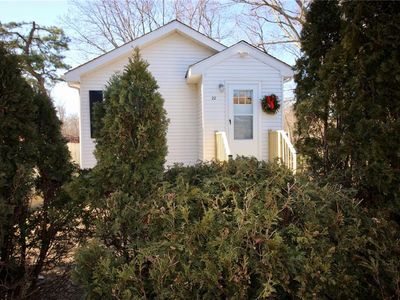 22 Bennett St, Warwick, RI, 02889