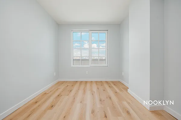 Rented by Nooklyn NYC LLC | media 182