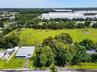 2566 Dryden Cir, Fort Myers, FL 33905