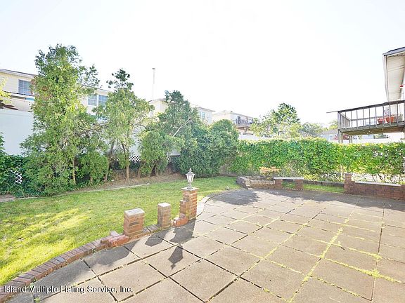 5th image of 106 Shiloh St