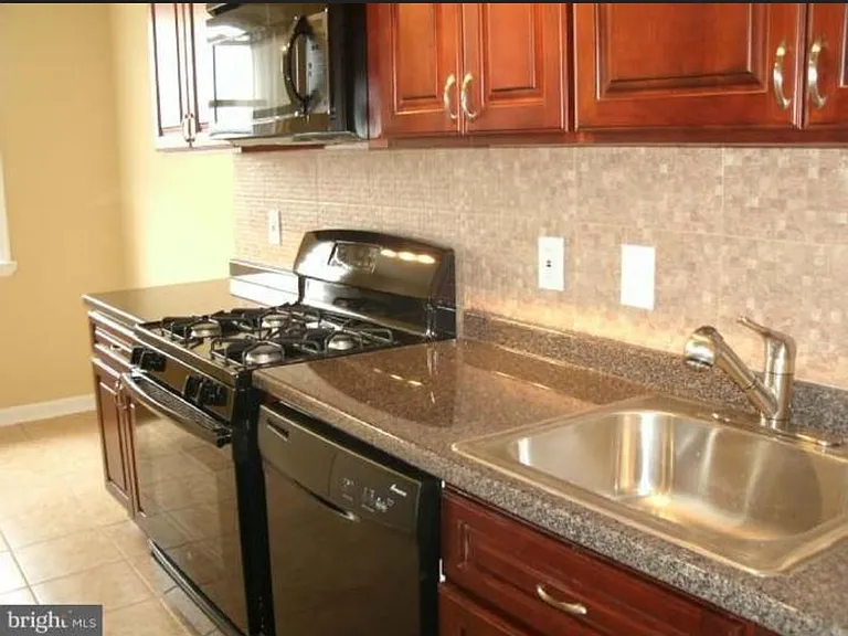 7432 Thouron Ave #1 — Photo 2