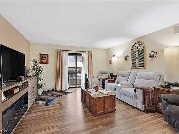 4th image of 2451 N Rainbow Blvd Unit 1129