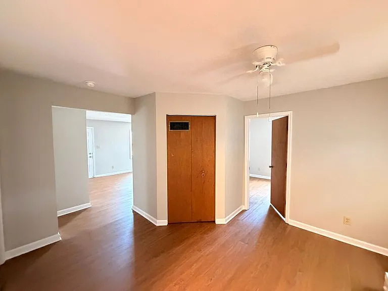 131 Lake St #A — Photo 4