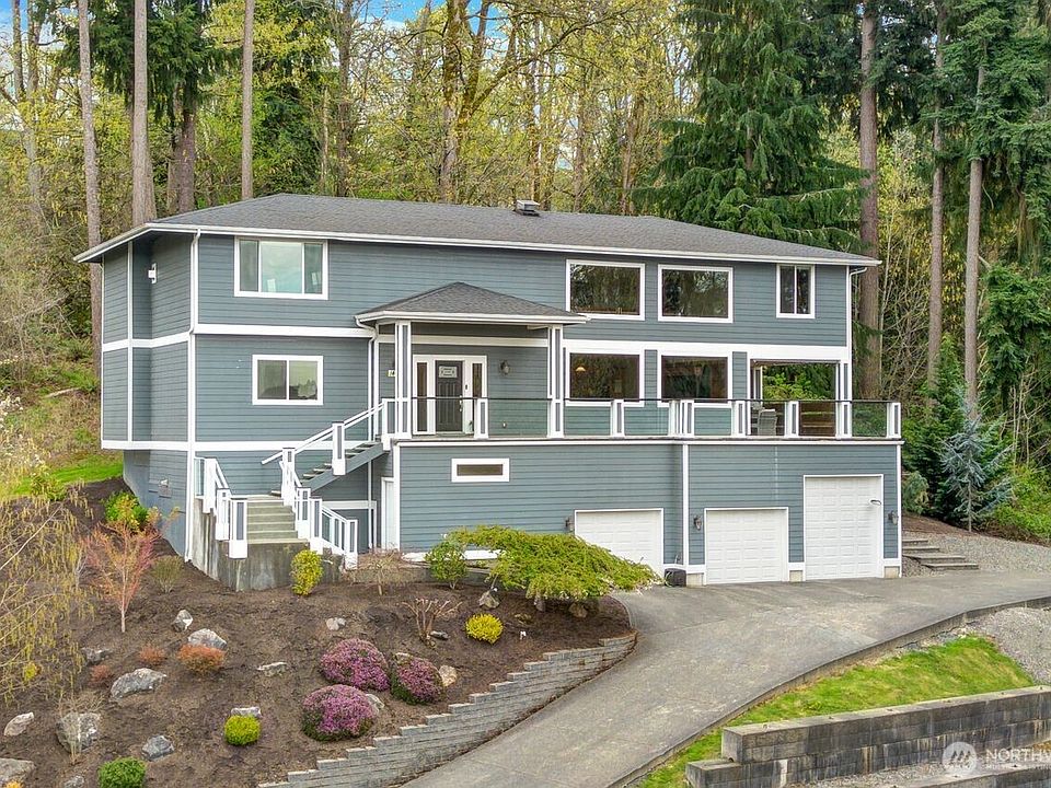 1st image of 1401 32nd Street Pl SE