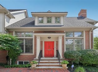 19635 Chagrin Blvd, Shaker Heights, OH 44122