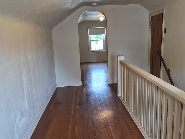633 Harrison Ave — Photo 13