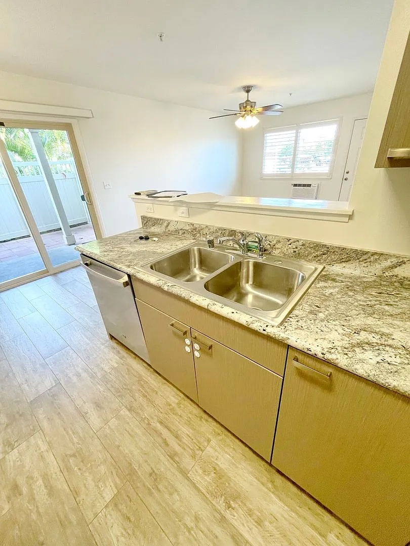 Flats at Kamalani - 2bed/1.5bath Unfurnished Condo - 1 year minimum term — Photo 4