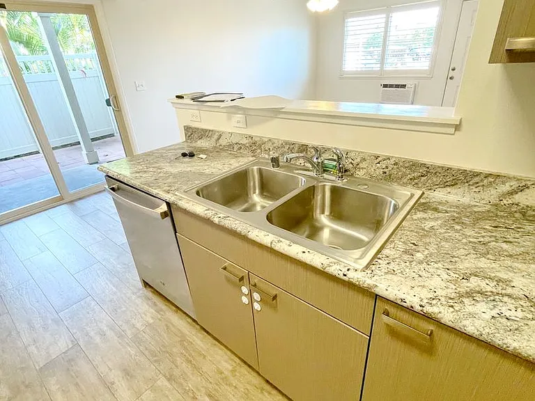 62 Kihalani St #901 — Photo 4