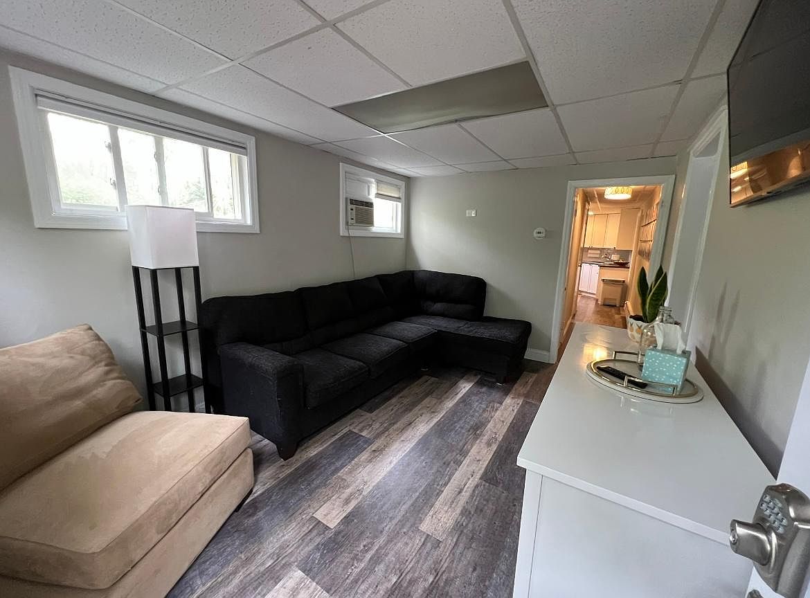 70 Centerport Rd, Greenlawn, NY 11740 Zillow