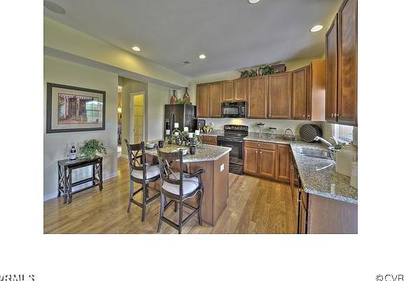 5th image of 4025 Benjamin Hill Court Gln
