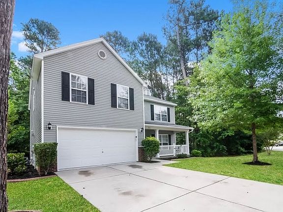2nd image of 216 Breckingridge Dr #1