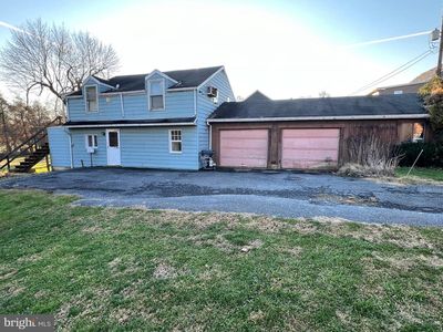 58 W Charlotte St, Millersville, PA, 17551