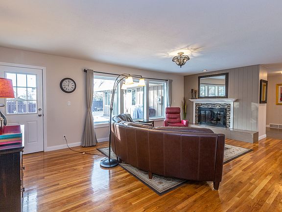 5th image of 1204 E 56th Ave