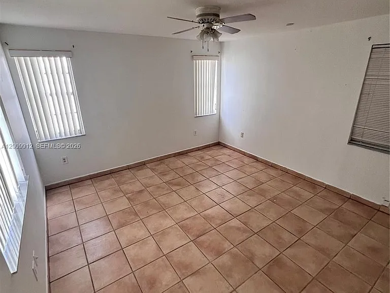 1329 SW 75th Ave #1 — Photo 4